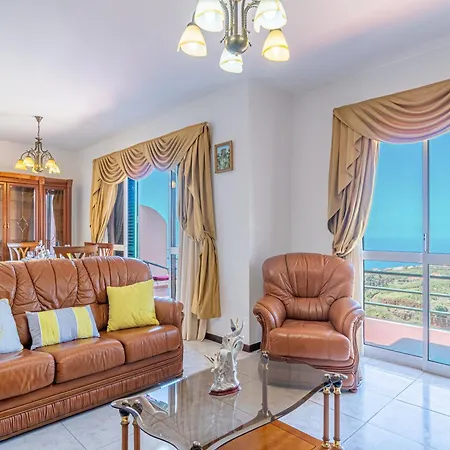 Apartment Calheta 3 Stars